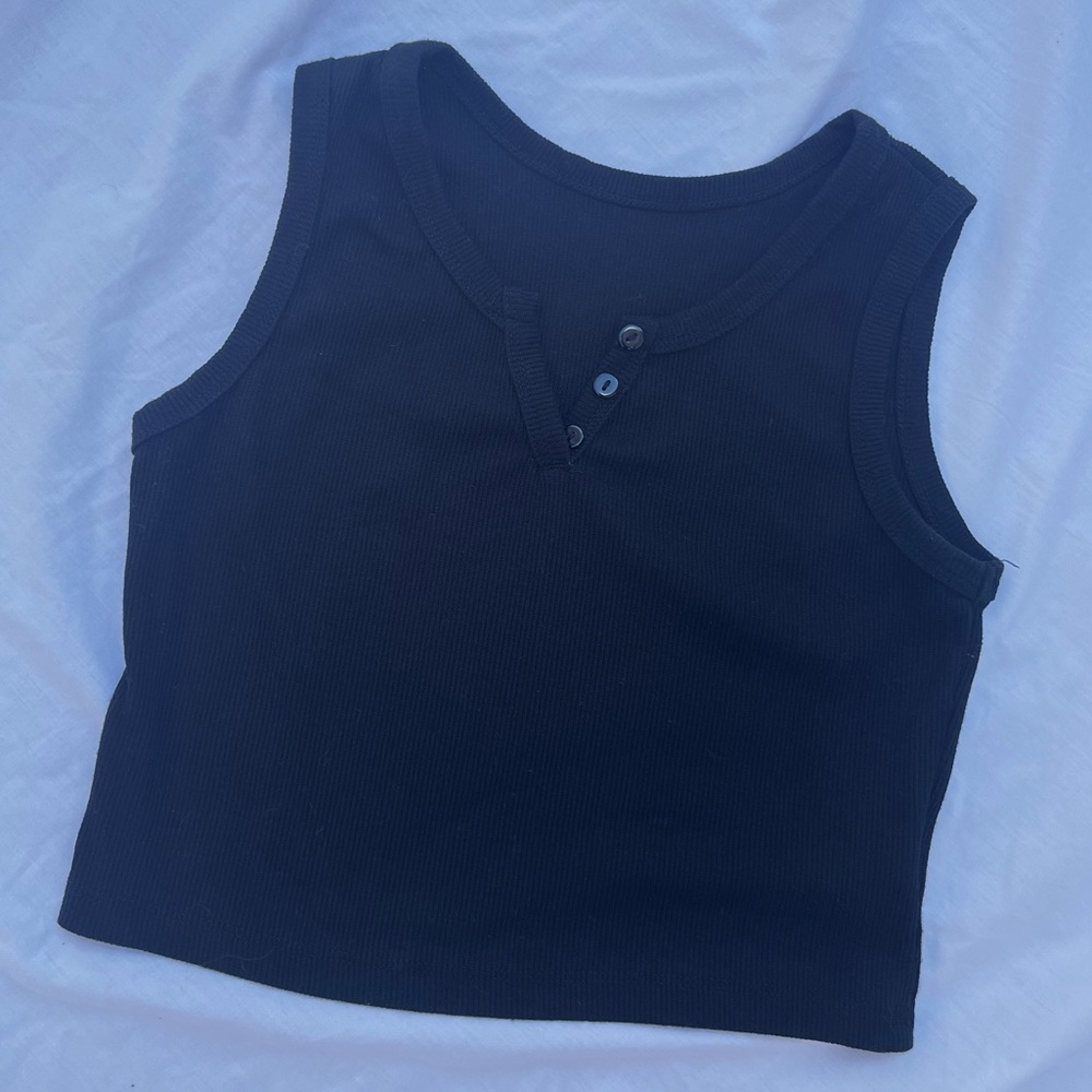 Cropped tank top